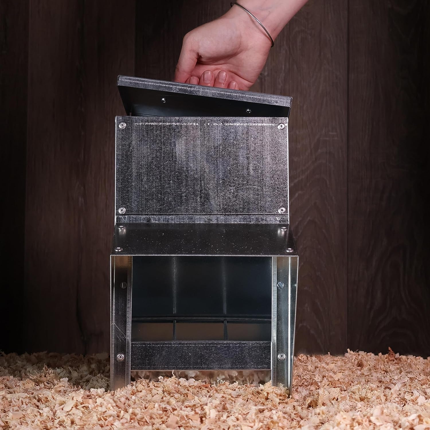 11.5Lb Capacity Galvanized Chicken Feeder - Rat Proof Poultry Feeder with Lid Weatherproof Outdoor Coop Food Dispenser